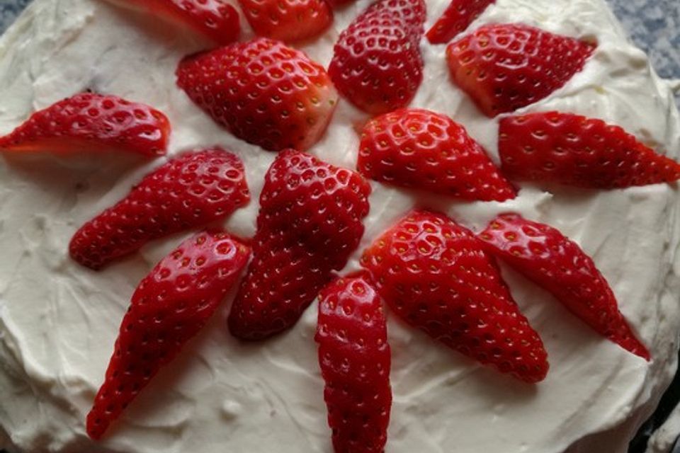 Erdbeer-Mascarpone-Torte