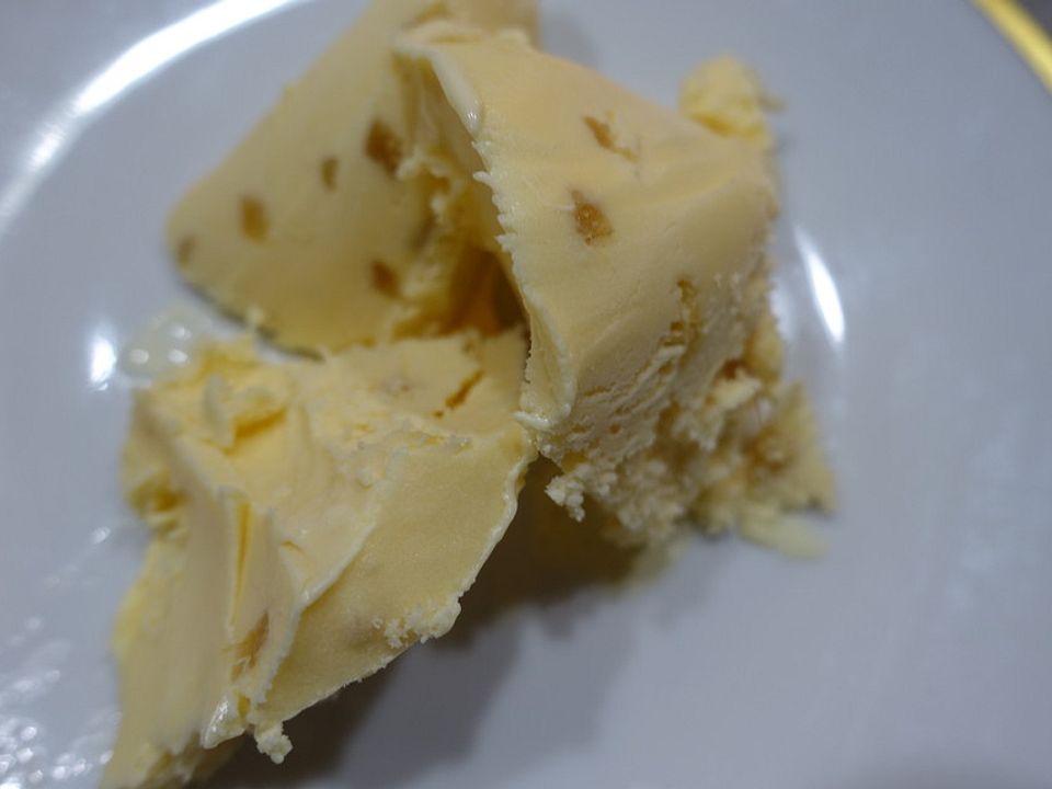 Ingwereis mit kandierten Ingwerstückchen von hefide| Chefkoch