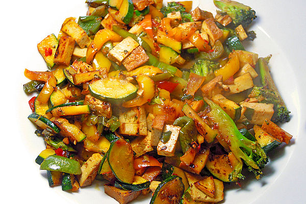Buntes Gemüse mit Tofu von Biene-und-Olli | Chefkoch