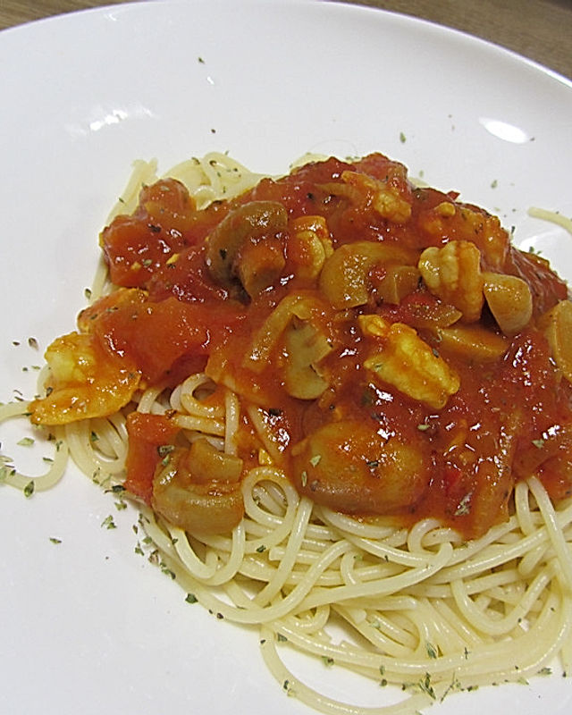 Spaghetti mit Garnelen in Knoblauch-Dill-Tomatensauce