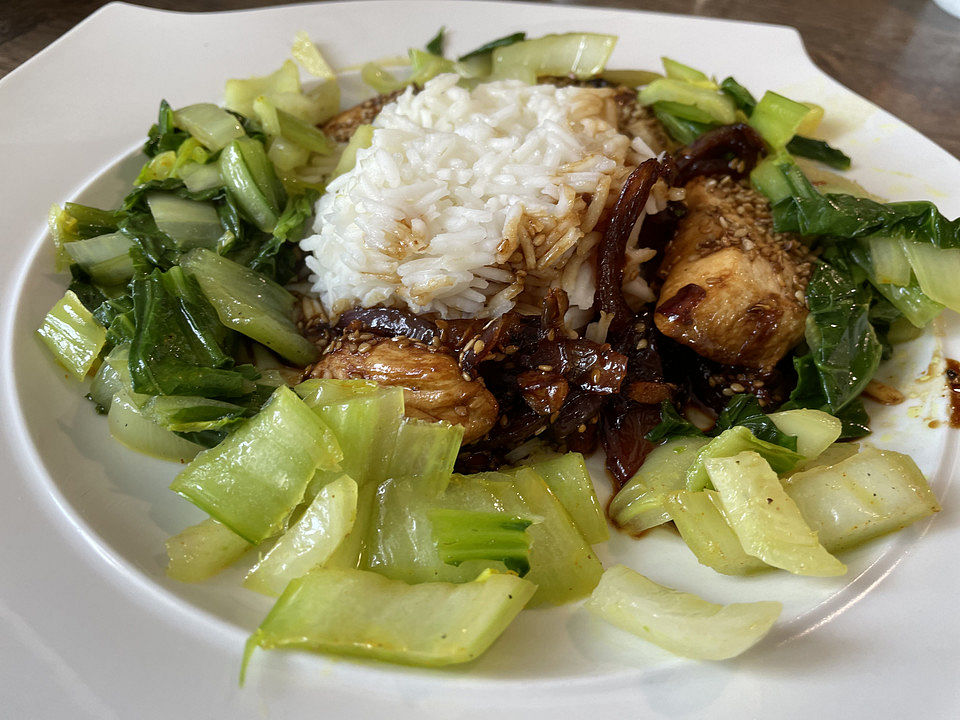 Gebratenes Hähnchen mit Sesam, Honig und Pak Choi von dodith | Chefkoch