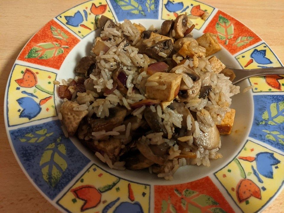 Reis mit Champignons und Tofu von Strawhat| Chefkoch