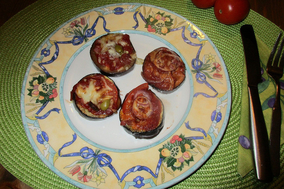 Low carb Auberginen-Mini-Pizza