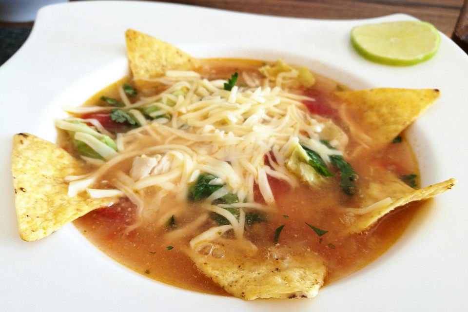 Mexikanische Tortillasuppe