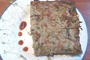 Auflauf mit Kartoffeln, Zucchini und Mangold