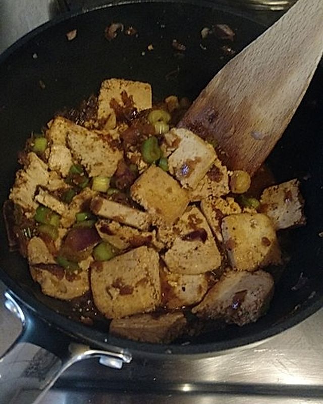 Chinesisch-philippinischer Tofu alla Julie