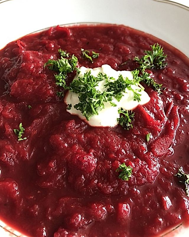 Sauerkraut-Rote-Bete-Suppe