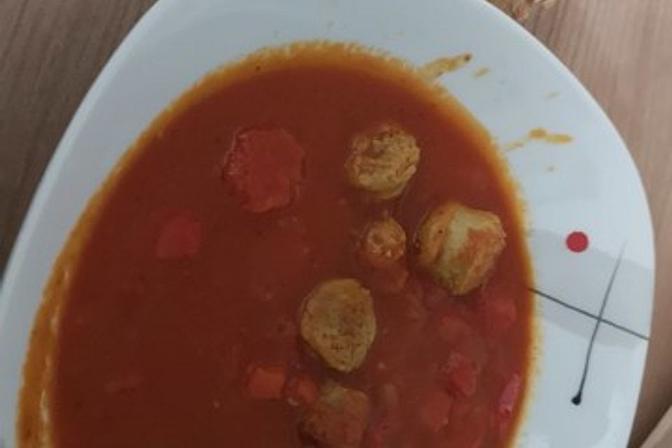 Low carb Currywurst-Suppe