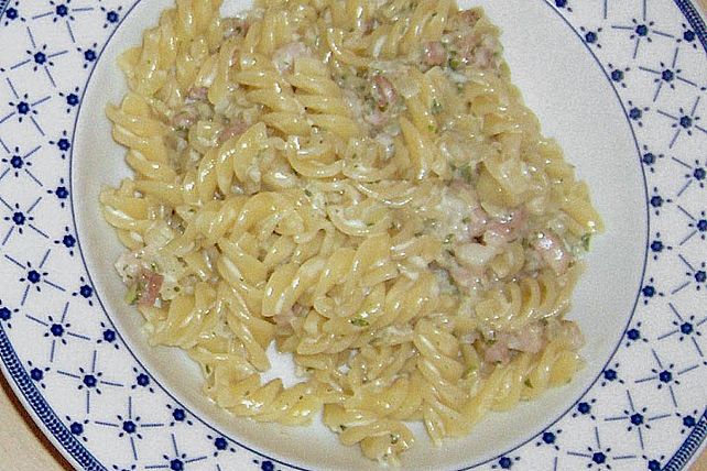 Nudeln in Speck-Sahnesauce von lenchen| Chefkoch