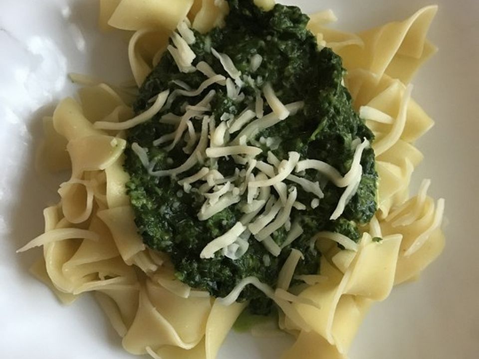 Spinat-Gorgonzola-Nudeln von Mietzekätzjen| Chefkoch