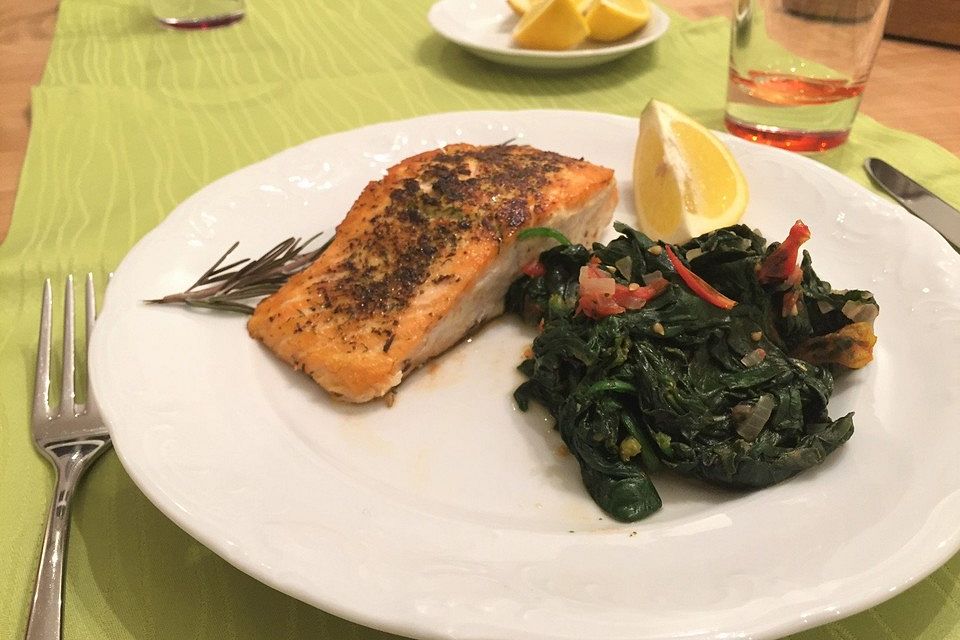 Lachs mit Blattspinat