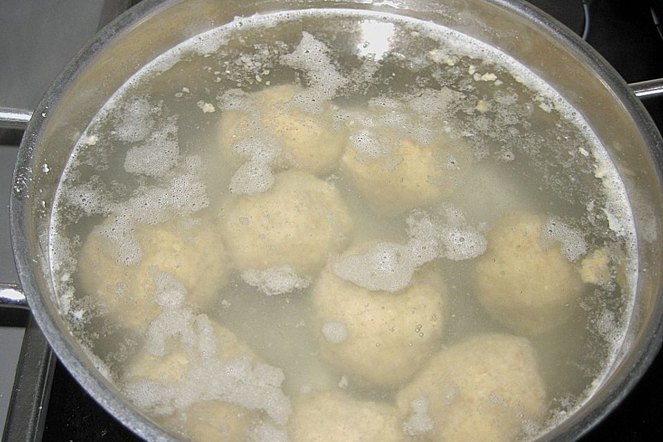 Grünkern-Knödel