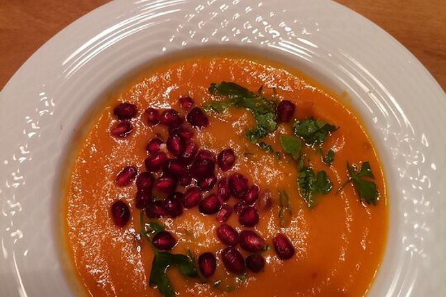 Süßkartoffelsuppe mit Kokosmilch von lolly-maus| Chefkoch