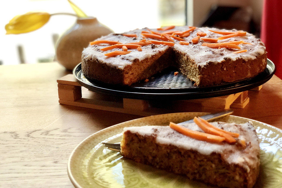 Saftiger Karottenkuchen ohne Zucker