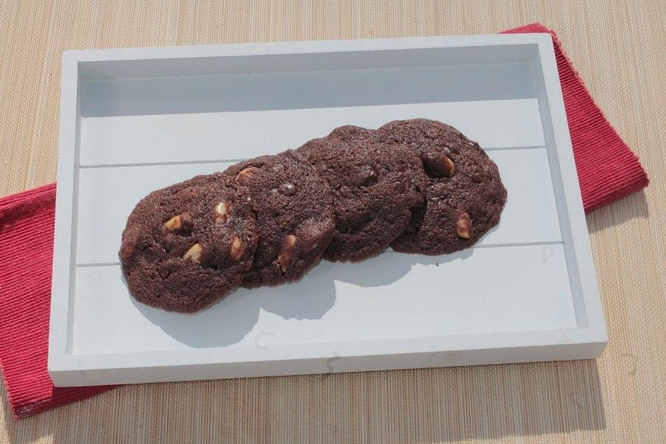 Brownie-Cookies mit Erdnüssen