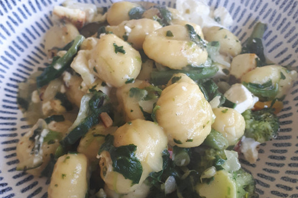 Gnocchi-Spinat-Auflauf mit Feta