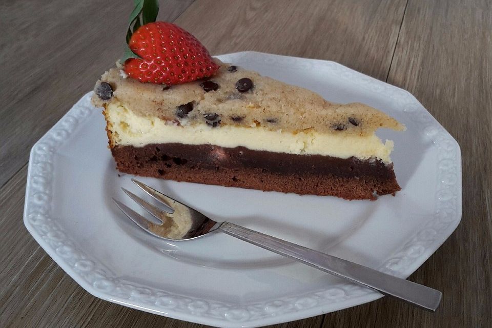 Cream Cheese Brownie-Kuchen mit Cookie Dough Topping