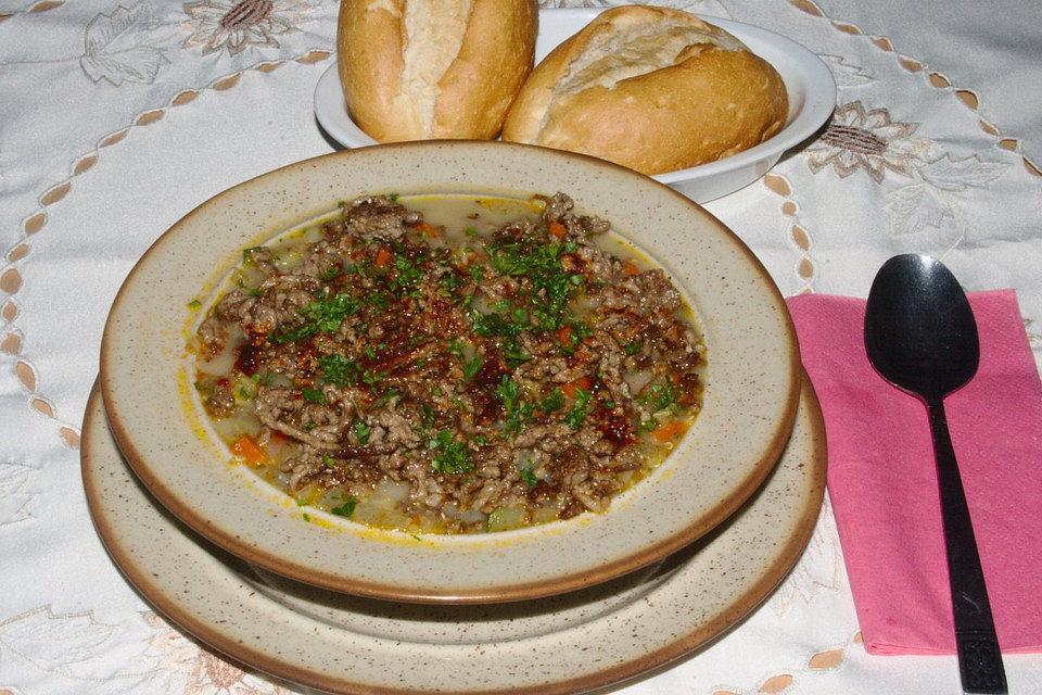 Fencheleintopf mit Quinoa und geröstetem Hackfleisch