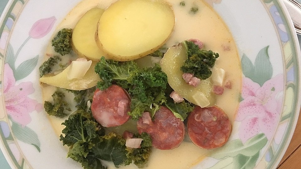 Zuppa Toscana - Eintopf mit Salsiccia und Grünkohl-image
