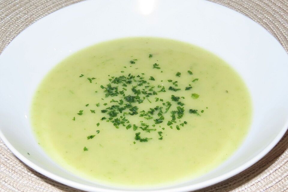 Celler Kräutercremesuppe