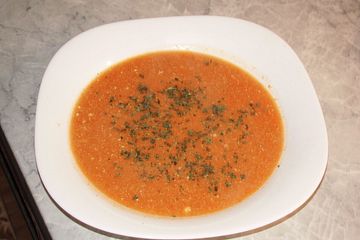 Haferflocken-Tomatensuppe