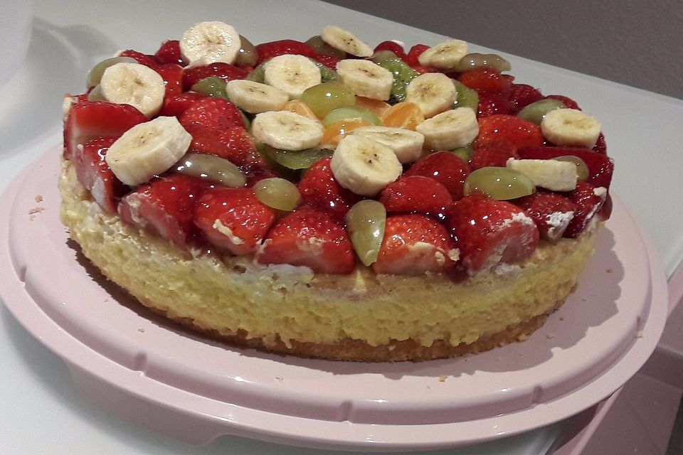 Sommerliche Fruchttorte