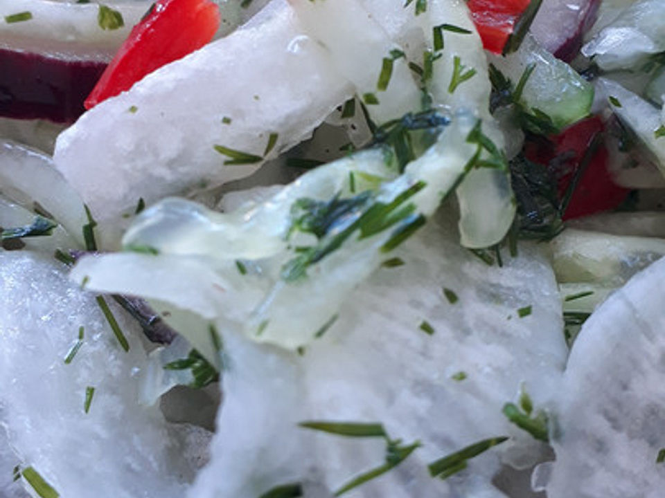 Würzig-scharfer Gurken-Rettich-Salat von dieter_sedlaczek | Chefkoch