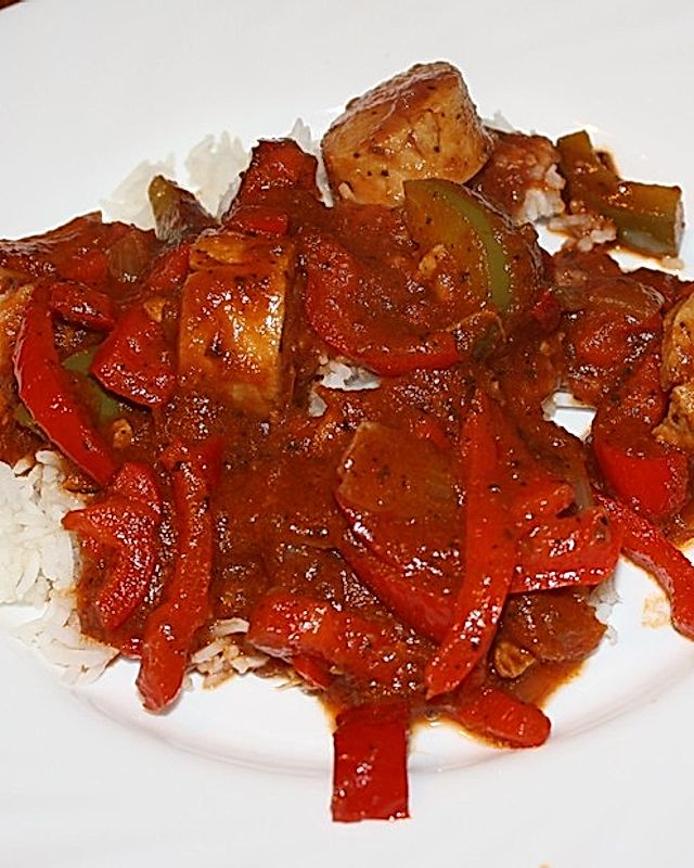 Paprika-Currywurst-Gulasch