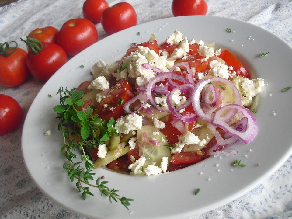 Tomatensalat mit Gurken und Fetakäse von Papachefchen| Chefkoch
