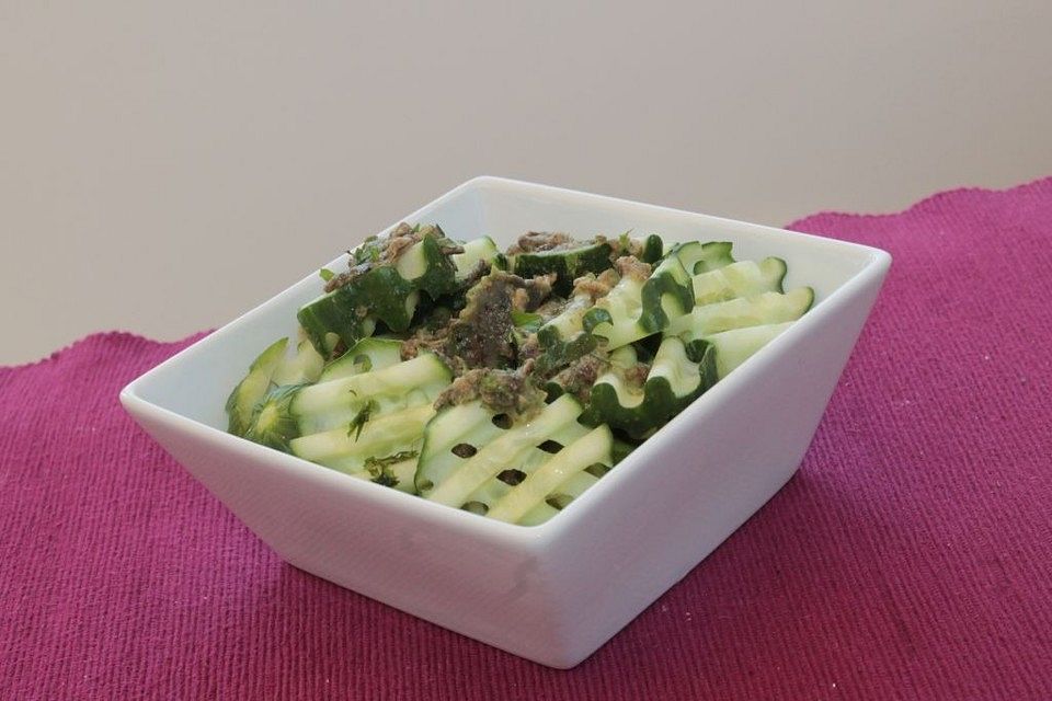 Gurken-Avocado-Salat