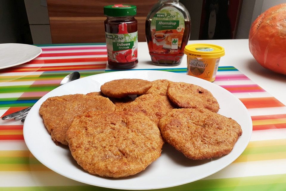 Gebackener Süßkartoffel-Teig aus der Pfanne, vegan