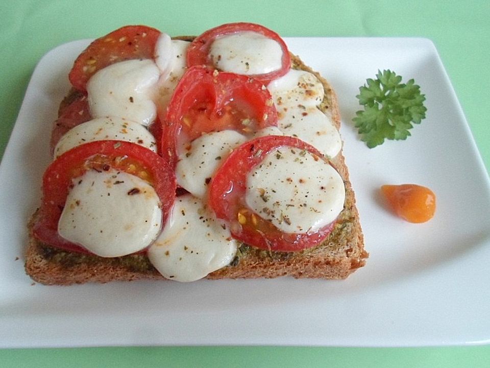 Tomate-Mozzarella Baguette von Schlitzauge | Chefkoch