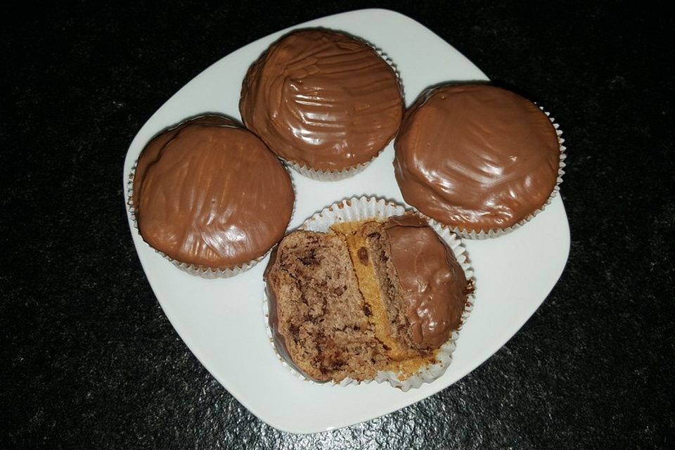 Luftig lockere Muffins mit Schokofüllung