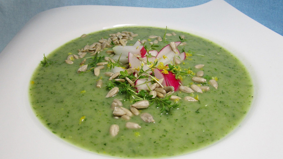 Kräuterschaumsuppe mit Radieschen von DoloresPepper
