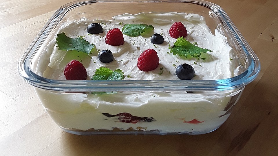 Sommerliches Quark Sahne Dessert Von Tilly2909 Chefkoch