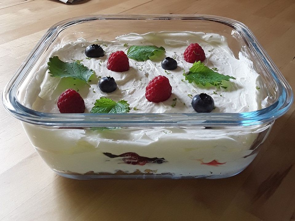 Sommerliches Quark Sahne Dessert Von Tilly2909 Chefkoch