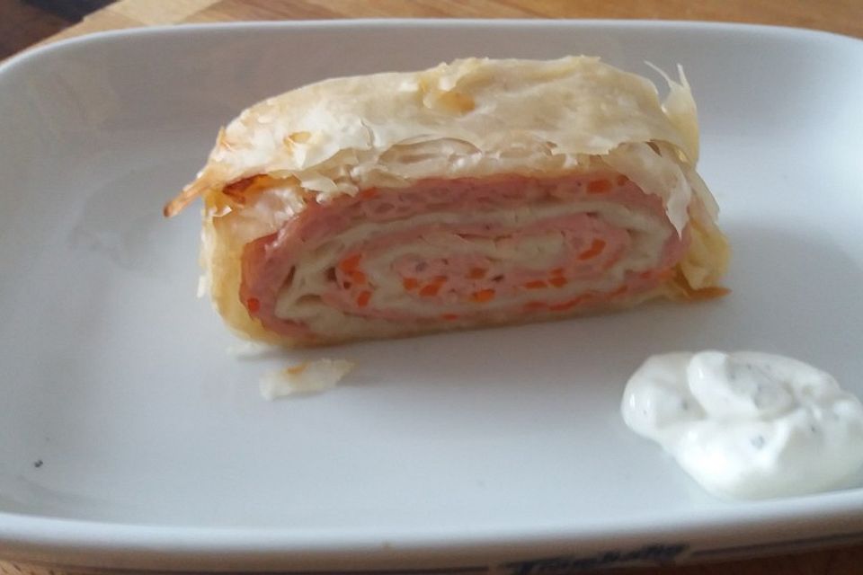 Leberkässtrudel mit Wintergemüse