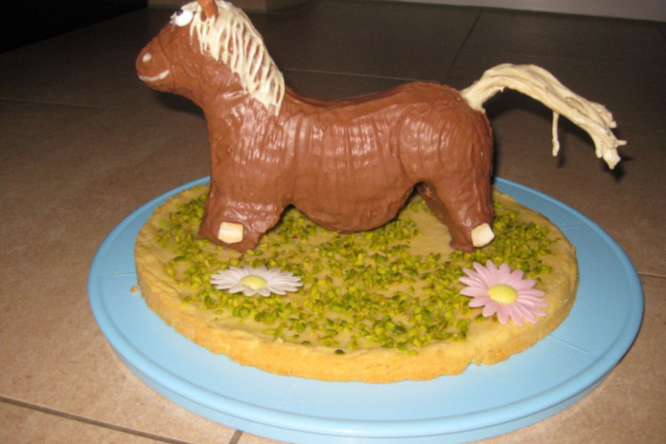 Pferd aus der Lammform - Kuchen für den Kindergeburtstag