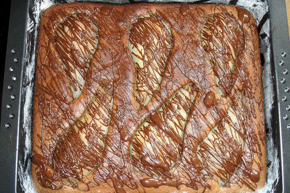 Birnen-Haselnuss-Kuchen mit Nuss-Nougat