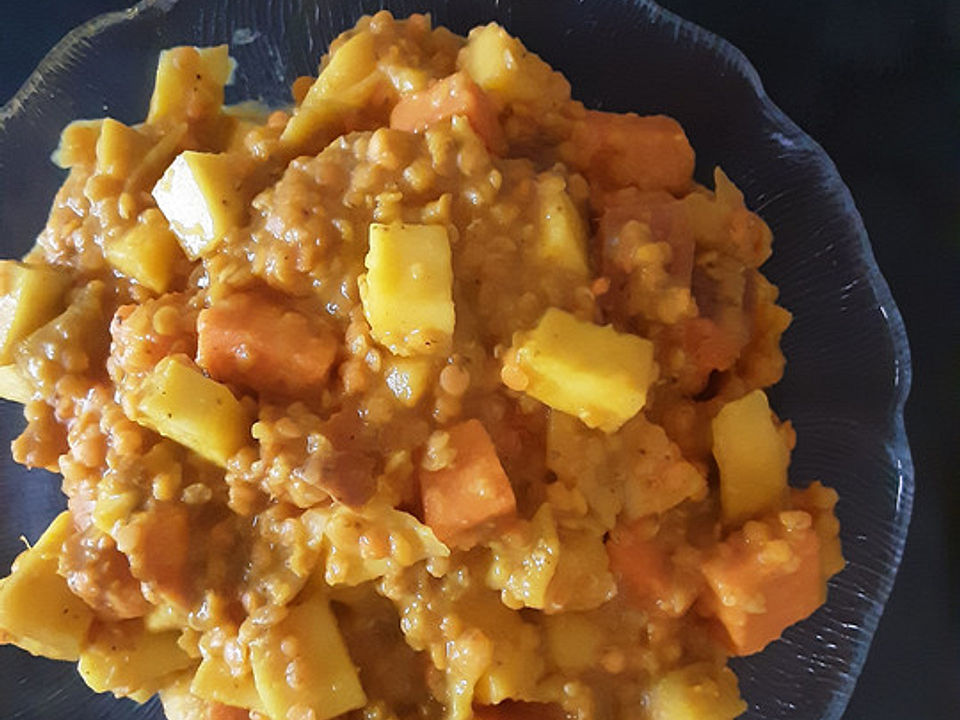 Rote-Linsen-Curry mit Süßkartoffeln und Mango von _caramel_