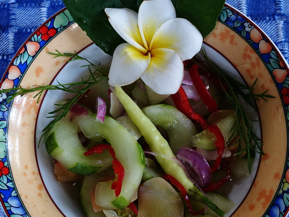Scharfe süß-saure Gurkenstücke nach Szechuan-Art von dieter_sedlaczek ...