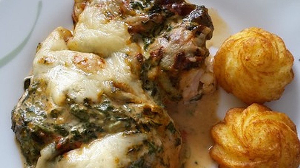 Hähnchenbrust mit Spinat-Käse-Soße überbacken von Dakila| Chefkoch