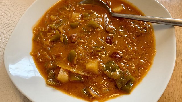 Sauerkraut-Paprika-Suppe von UlrikeM