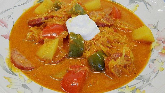 Sauerkraut-Paprika-Suppe von UlrikeM