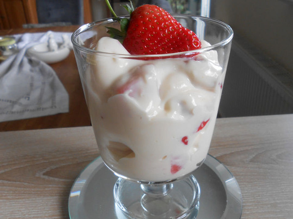 Gabys beschwipster Erdbeerbecher von Gaby17857| Chefkoch