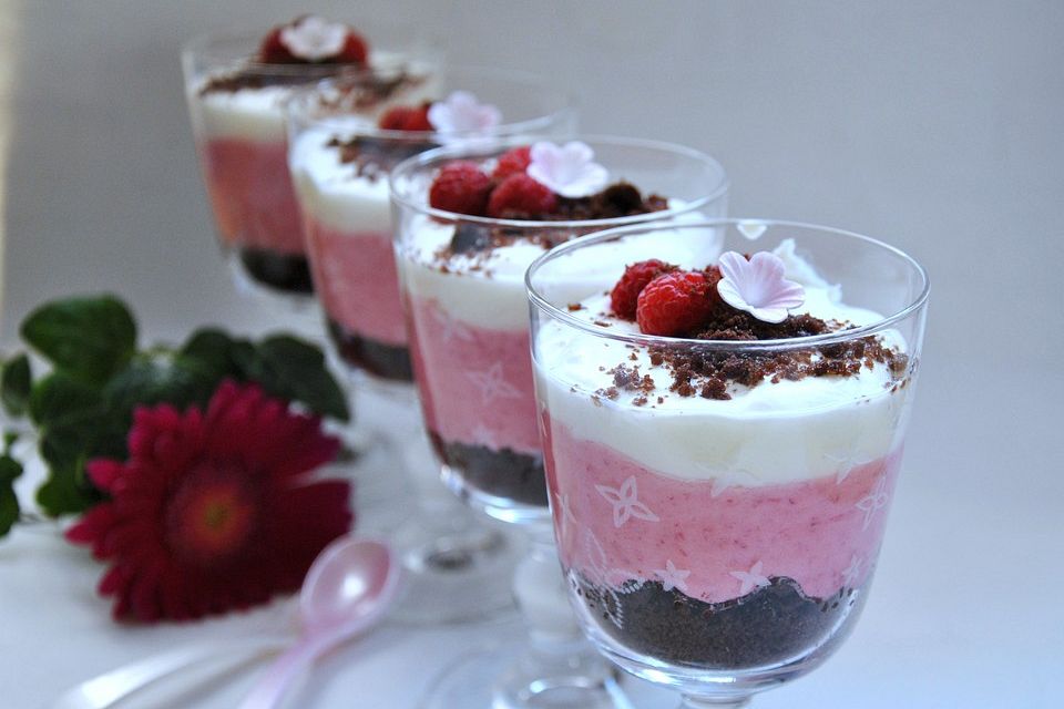 Schoko-Himbeer-Cheesecake im Glas