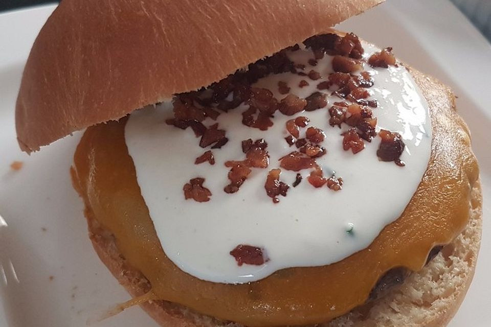 Jalapenos Cheeseburger mit Ranch Dressing