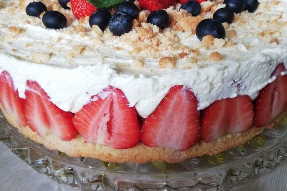 Streusel-Erdbeertorte Streusel-Erdbeertorte