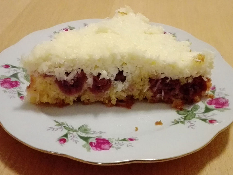 Kirschkuchen mit Kokoshaube von Brunhilda_Wien| Chefkoch