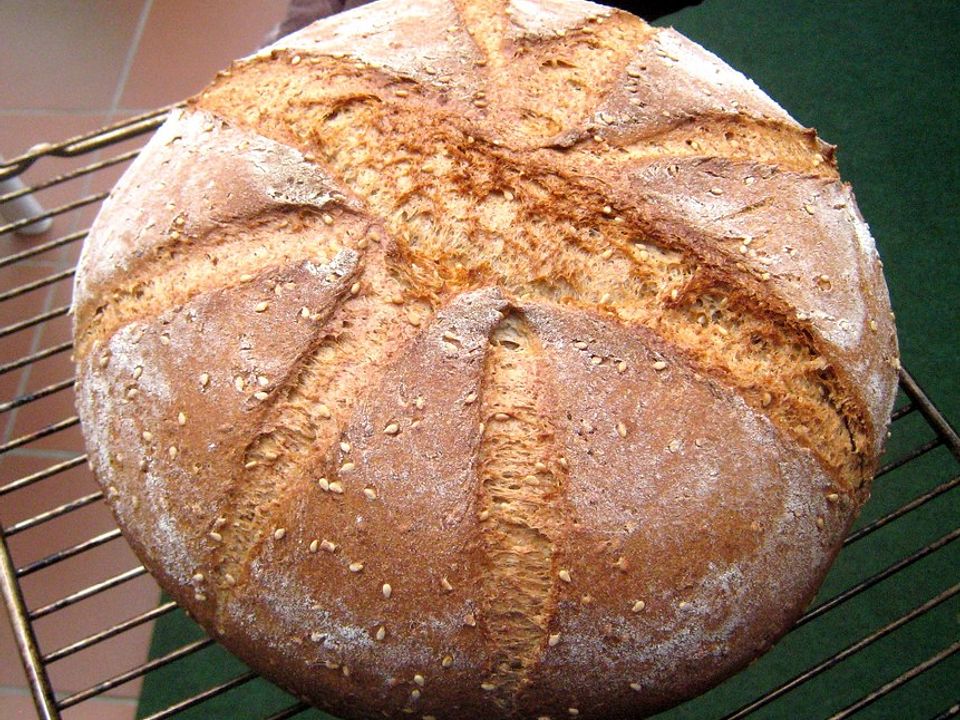Topfbrot aus selbst gemahlenem Weizen von 20eier02| Chefkoch